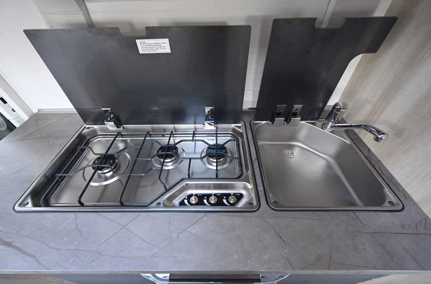 Hobby De Luxe 545 KMF
