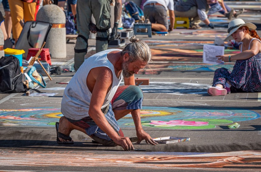 Lombardia-Mantova-Grazie di Curtatone-Madonnari-opere su strada