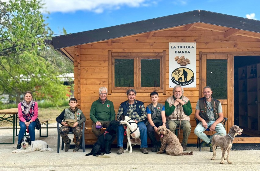 Piemonte-Monferrato-Alessandria-tartufai e cani