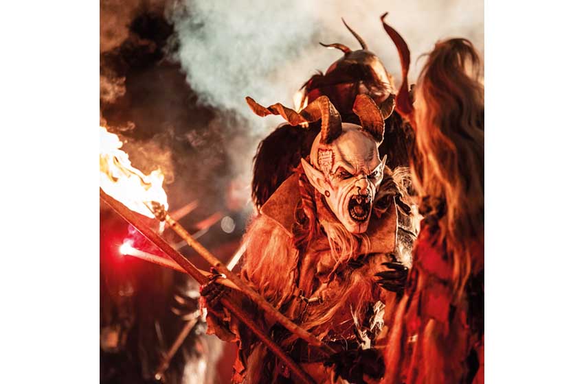 Alto Adige-Merano-Krampus_AdobeStock_240840127