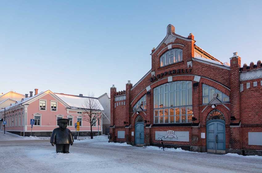 Finlandia-Oulu-Kauppahalli-AdobeStock_483289415