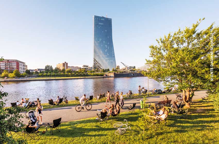 Germania-Francoforte-Main Bank-Ph. GNTB Dagmar Schwelle