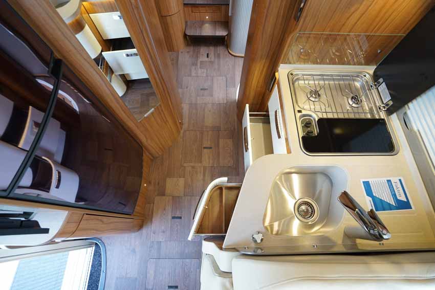 Hymer StarLine B680 cucina
