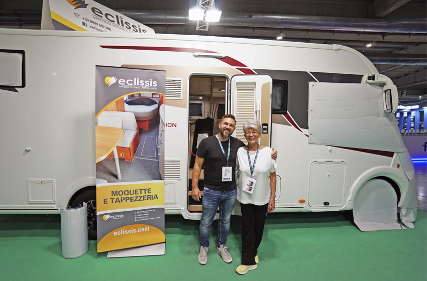 stand Eclissis al Salone del Camper