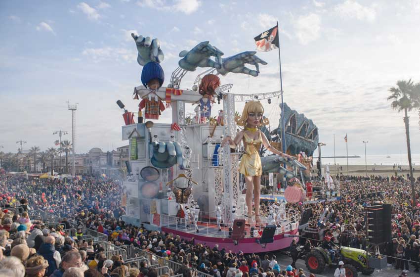 20251219-Toscana-Viareggio-Carnevale-carro