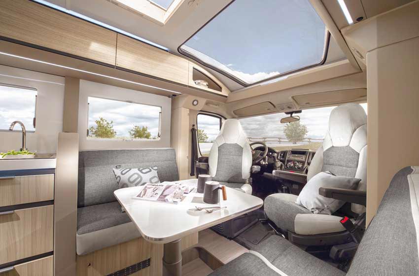 Adria Compact 60Y DL living