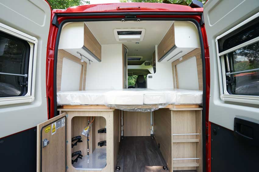Sunlight Cliff 540 Special Edition vano posteriore