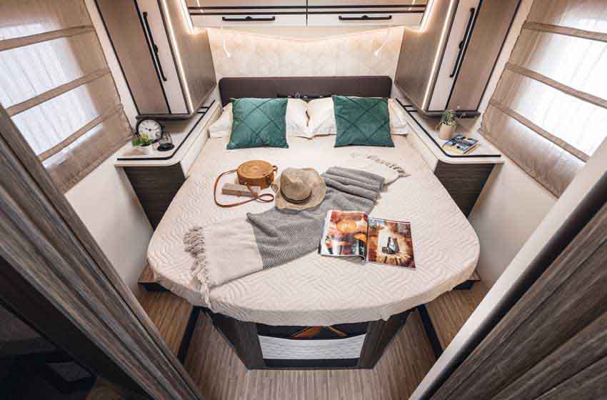 McLouis Nevis 881 letto posteriore