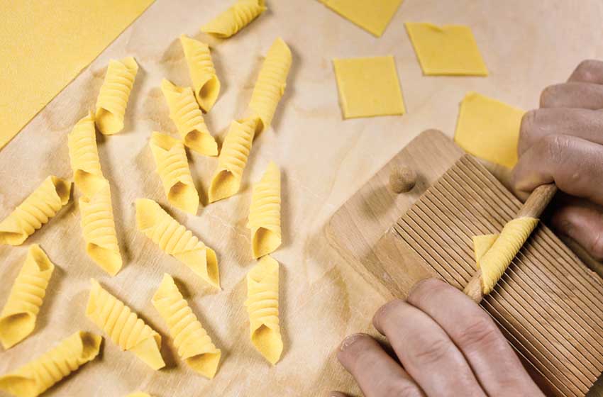 Emilia Romagna-Imola-garganelli-pasta tipica