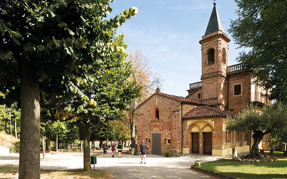 20211104-Piemonte-Roero-Chiesa-romanica-Santi-Giacomo-e-Filippo-Minore-Monta