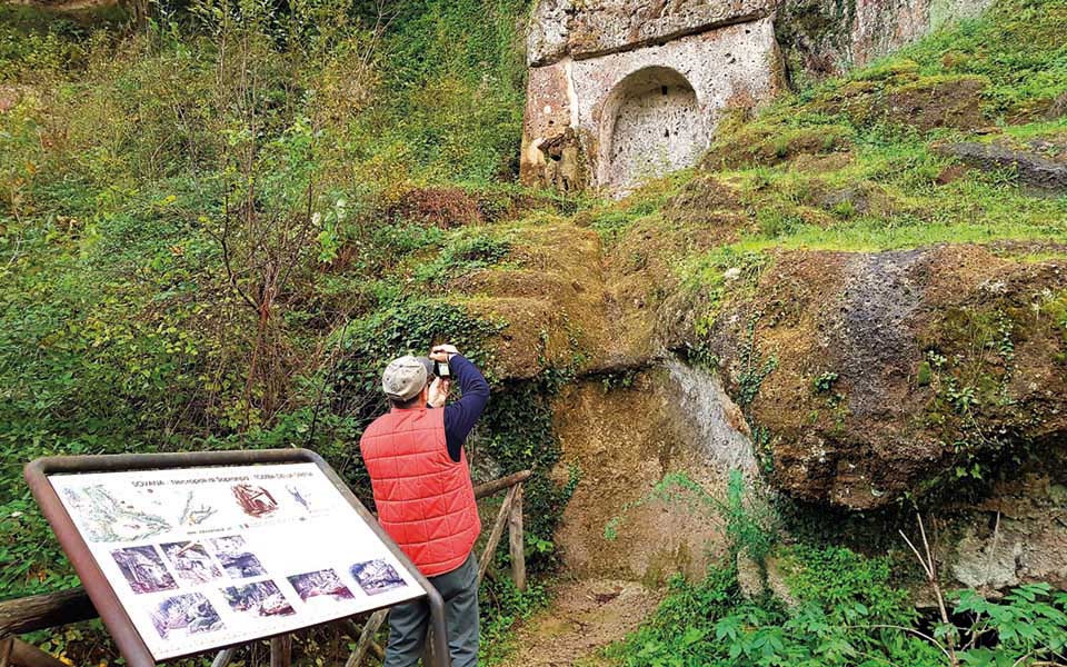 20211105-Toscana-Pitigliano-e-Sorano-Citta-del-Tufo-Parco-archeologico