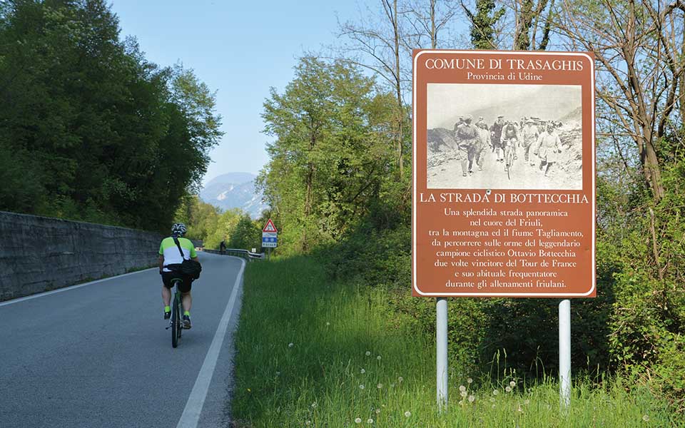 20211126-Friuli-Strada-dedicata-a-Ottavio-Bottecchia-Peonis
