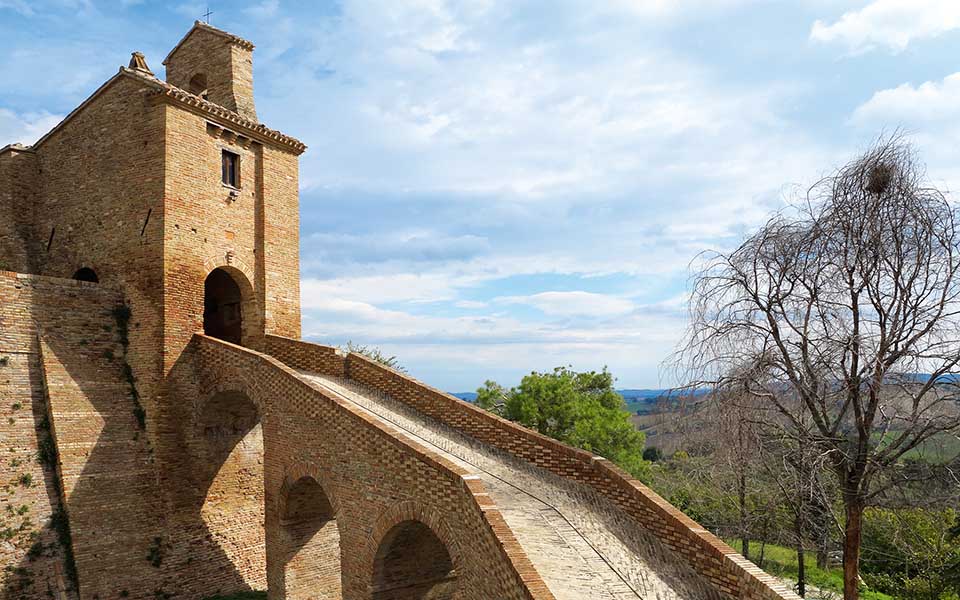 20220126_Loretello_scorcio-ingresso-borgo