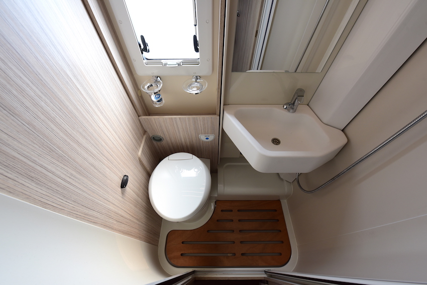Elnagh T-Loft 529