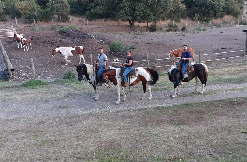 Agriturismo Sant'Agnese-Monteverdi Marittimo-Toscana-maneggio-cavalli con persone