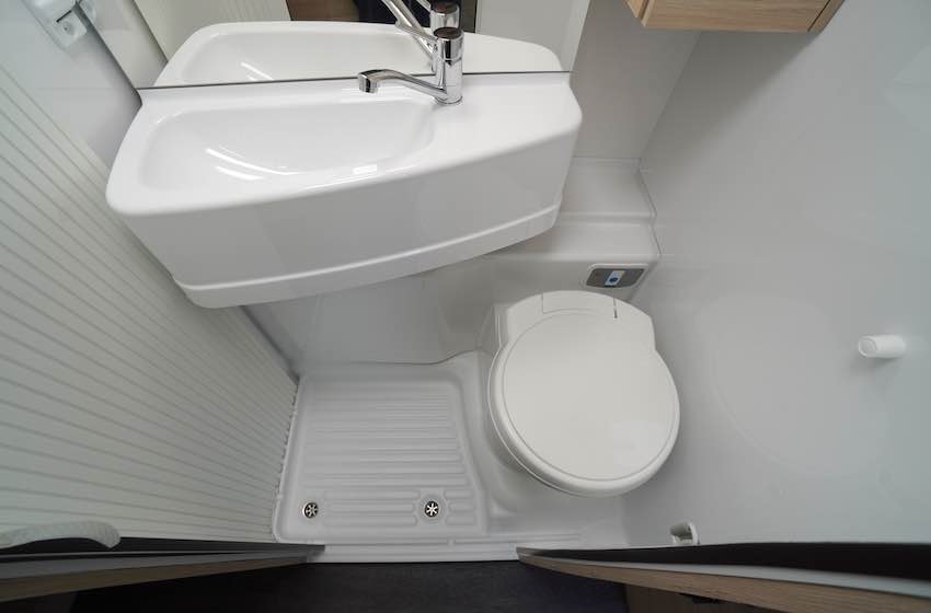 Challenger S194 Sport Edition bagno con parete rotante