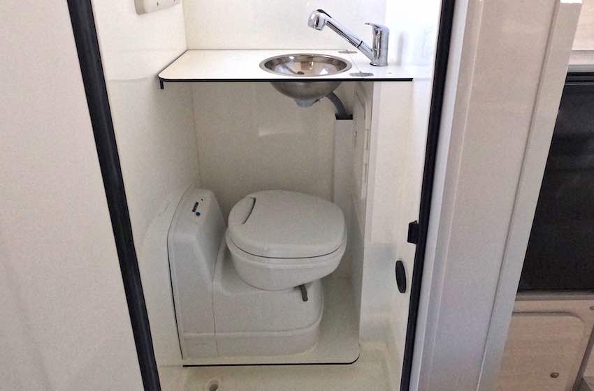 toilette e doccia nel Pickamp Antares