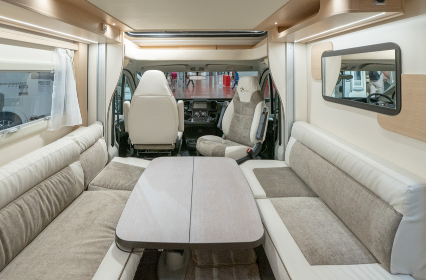 Autostar Performance P600 living