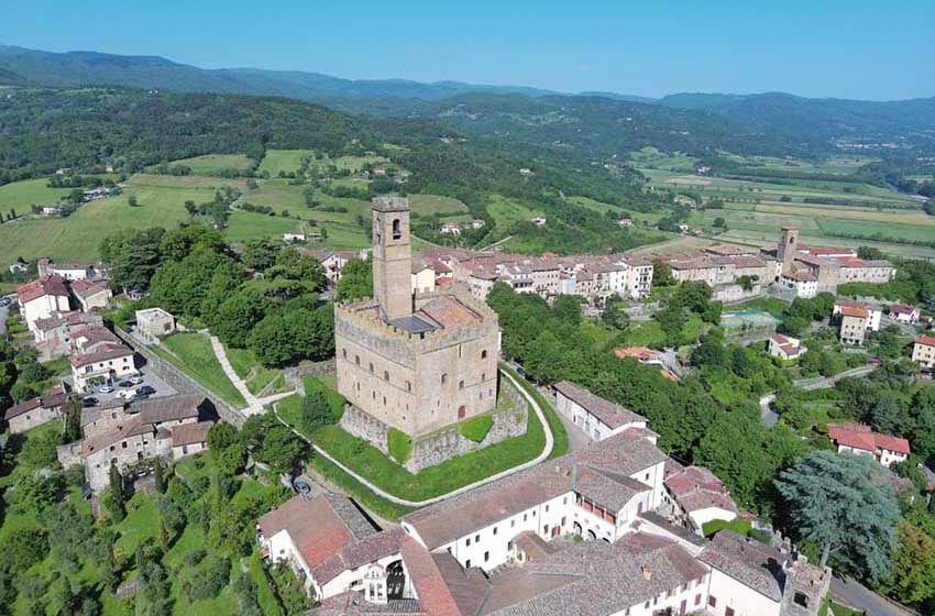 Toscana-Poppi-Castello dei Conti Guidi