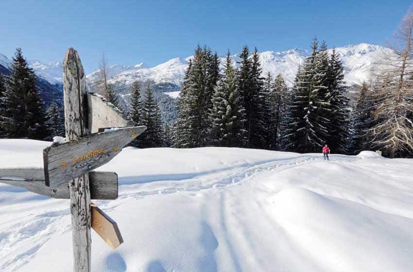 Lombardia-Valtellina-Valfurva-Sentiero per Ables-neve-uomo con ciaspole- foto di Alessandro De Rossi