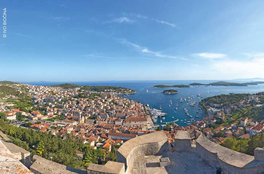 Hvar: veduta sulla città dalla Fortezza Spagnola