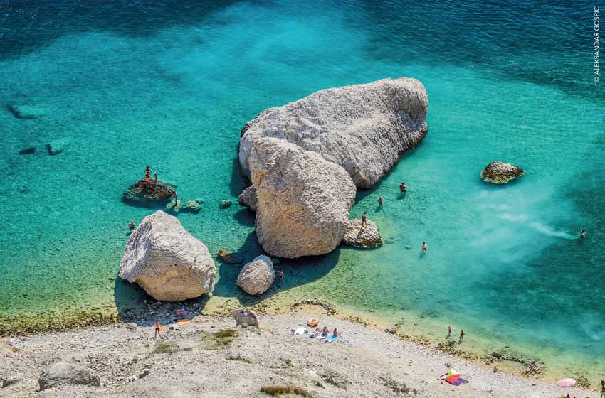 La spiaggia di Beritnica, sull'isola di Pag