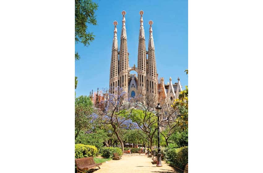 Spagna-Catalogna-Barcellona-Sagrada Familia-AdobeStock_83522248