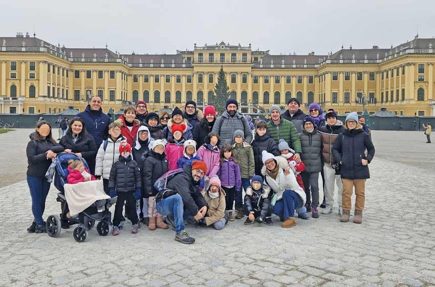 Francia-Parigi-Viaggi di gruppo in camper Rotta 360-partecipanti