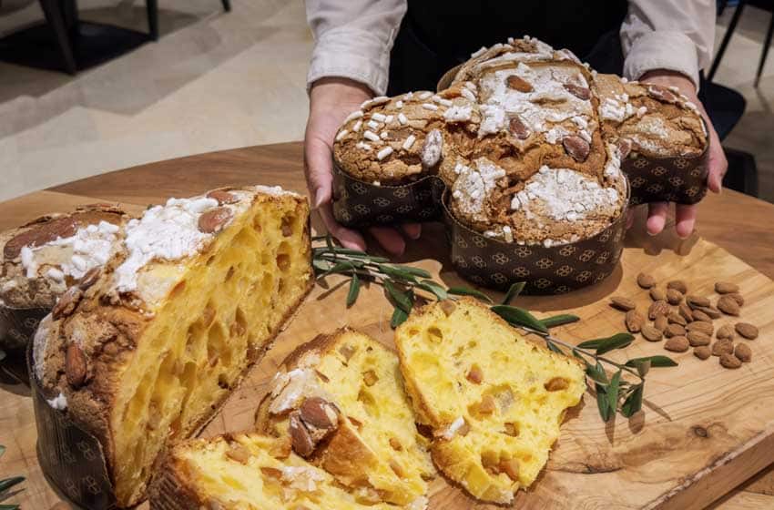 Puglia-Lecce-300mila-pasticceria-Pasqua-colomba tagliata