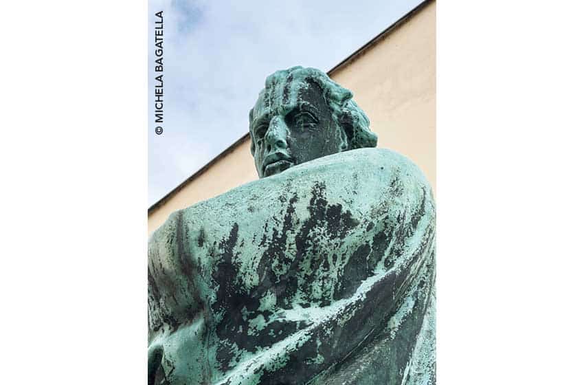 Cechia, la statua di Karel Hynek Macha a Litomerice