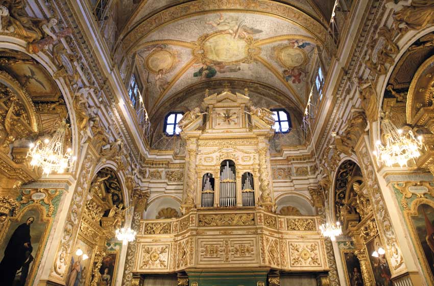 Serra-San-Quirico-chiesa-Santa-Lucia-interno