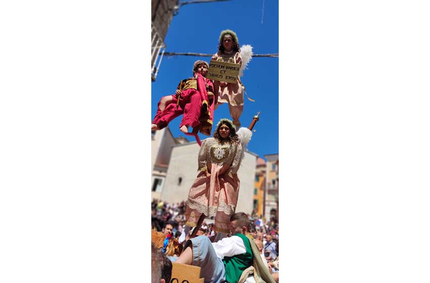 Molise-Campobasso-Corpus-Domini-Sfilata-dei-Misteri-1