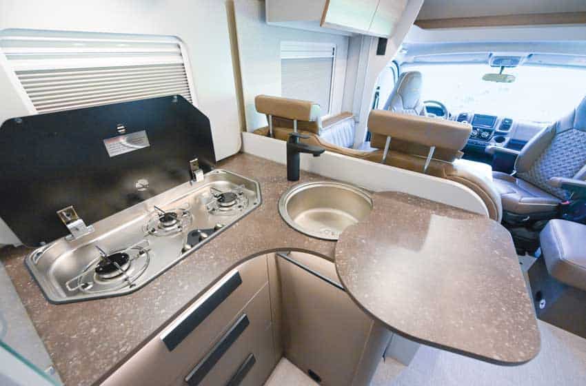 Bürstner TD 690 Edition B66 cucina
