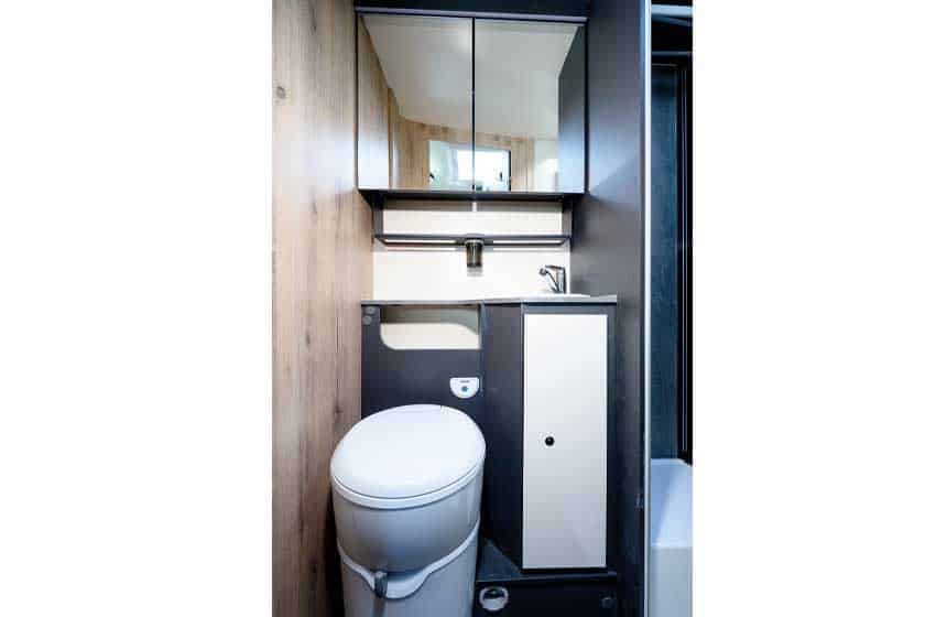 bagno di Elnagh T-Loft 450