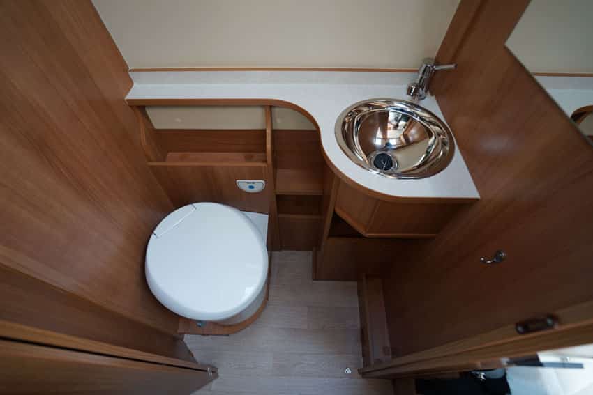 Dreamer Select Camper Van XL bagno
