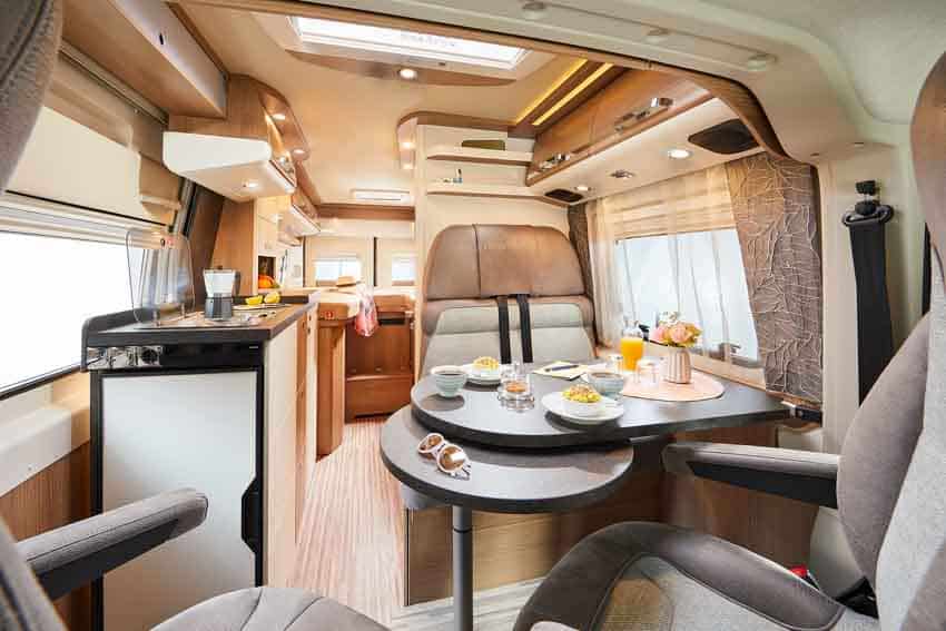 vista interna Malibu van first class - two rooms 640 LE RB
