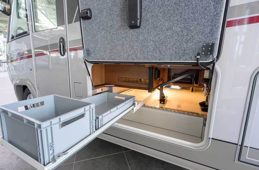 Motorhome Carthago Chic S-Plus I 64 XL QB dppio pavimento
