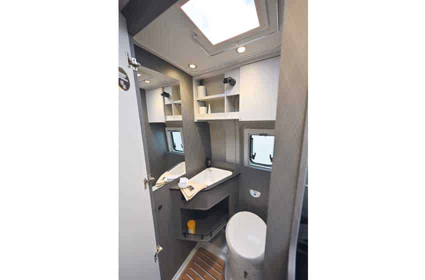 vano toilette furgonato Etrusco CV 600 SB
