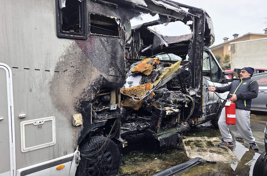 incendio camper