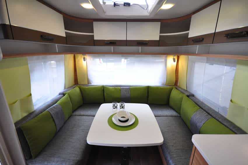 dinette a U Dethleffs C'Trend 515 ER