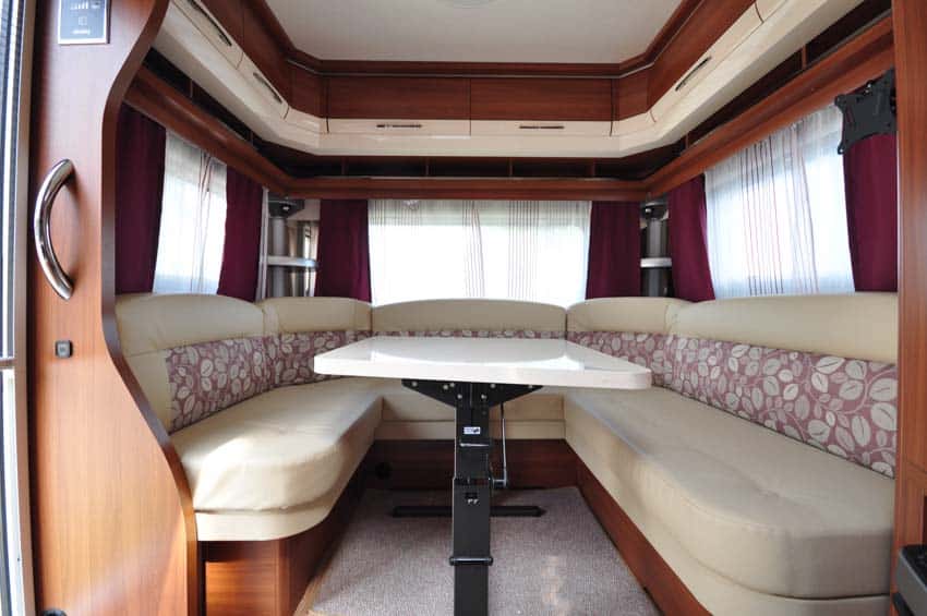 dinette caravan usata Hobby Excellent 455 UF