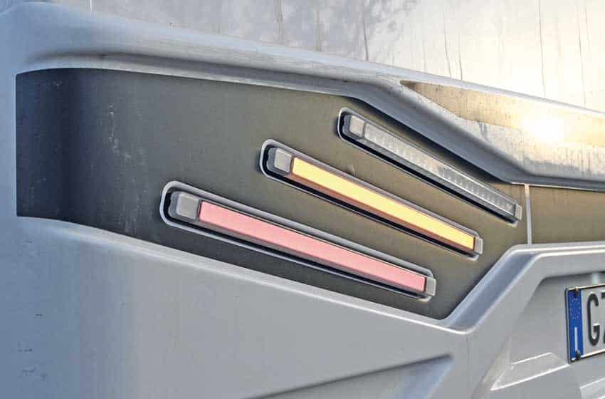 Semintegrale compatto elnagh baron compact 539 gruppi ottici