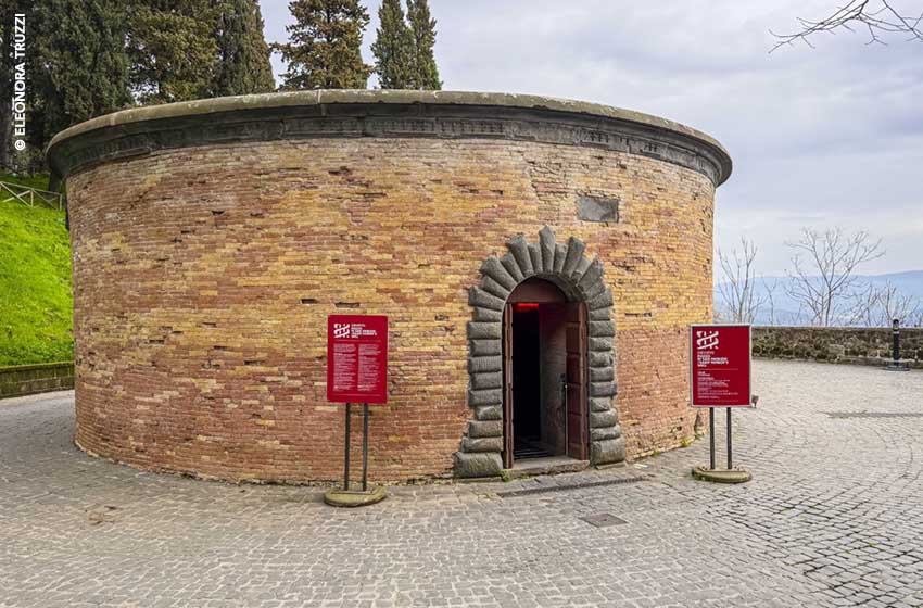 Pozzo-di-San-Patrizio-entrata