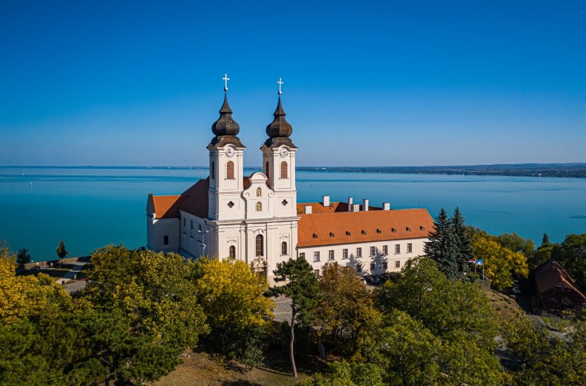Ungheria-Tihany-chiesa