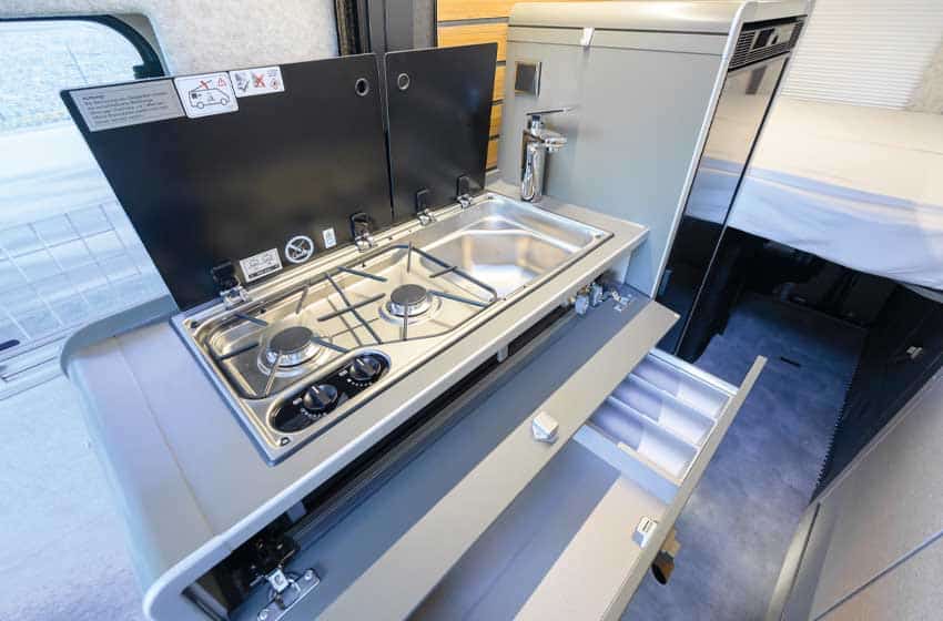 cucina Hymer Grand Canyon S Xperience 600 Van compatto su Mercedes