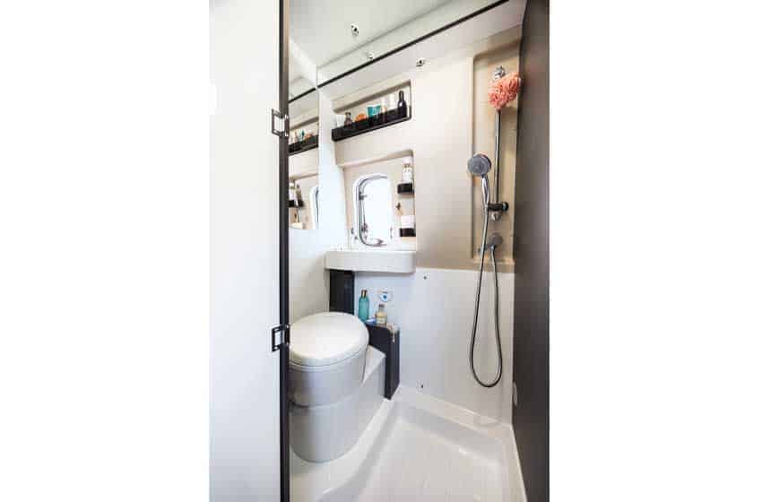 toilette Van compatto McLouis Menfys 3 Next