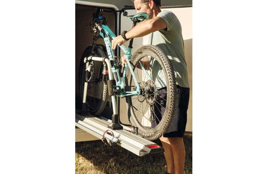 Portabici Garage Slide Deluxe Fiamma