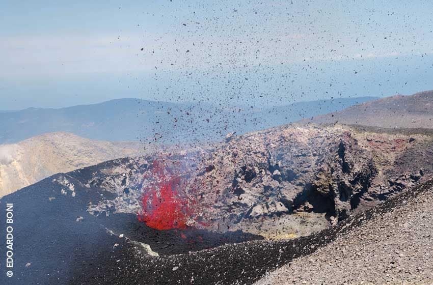 20260527-Sicilia-Etna-Escursione vetta-Zampilli di lava