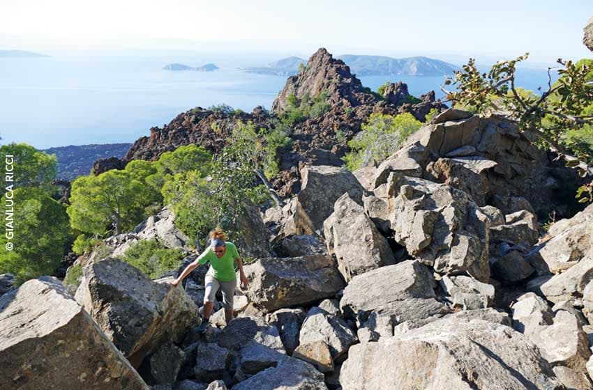 Grecia, Argolide: la salita al vulcano di Methana