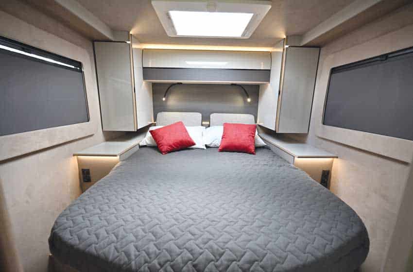 letto motorhome Arca America New Deal H 740 GLC 